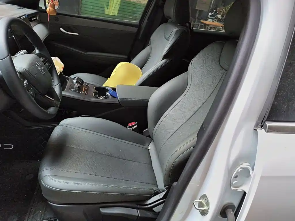 BYD Qin PLUS — фото 15