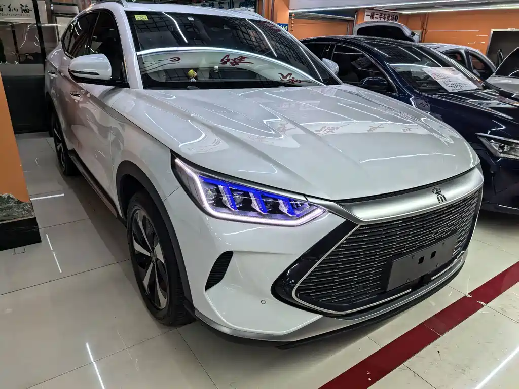 BYD PLUS New Energy — фото 3