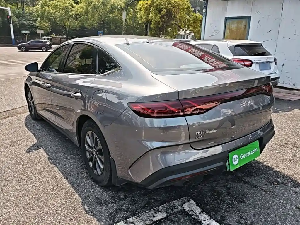 BYD Qin L — фото 5