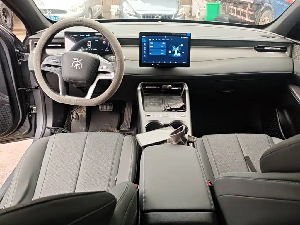 BYD Qin PLUS — фото 10