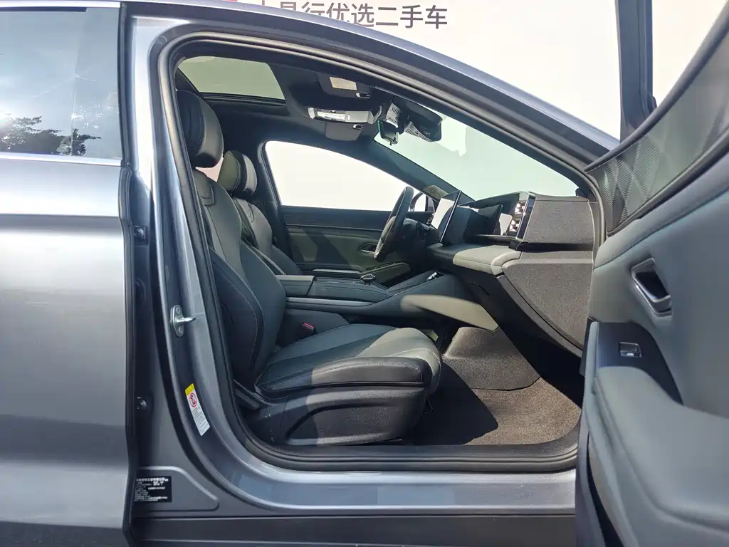 BYD Qin L — фото 21