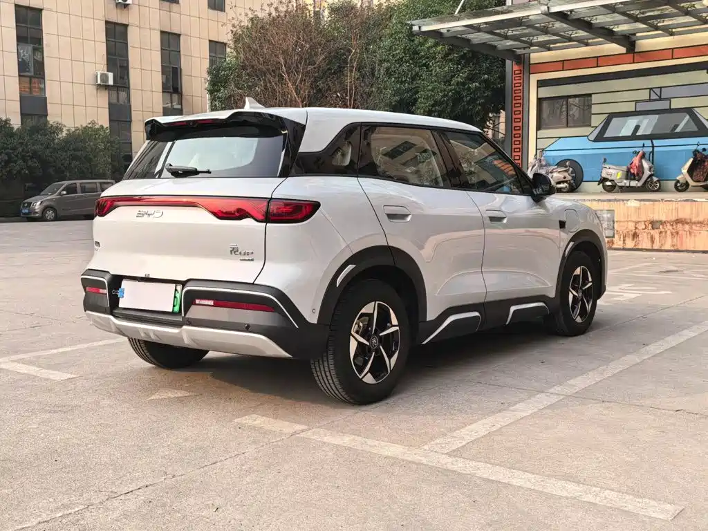 BYD Yuan UP — фото 14