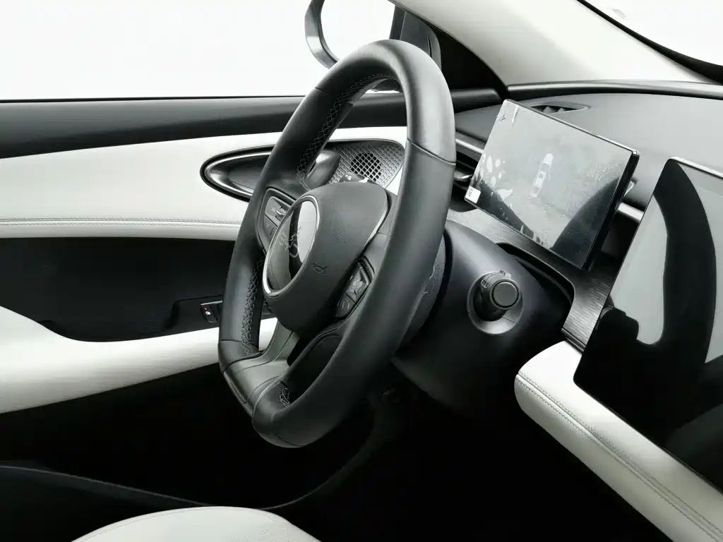 BYD Seal 05 DM-i — фото 22
