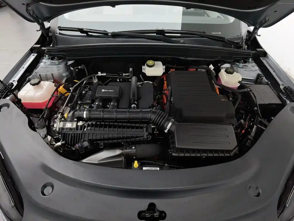 BYD Seal 05 DM-i — фото 6