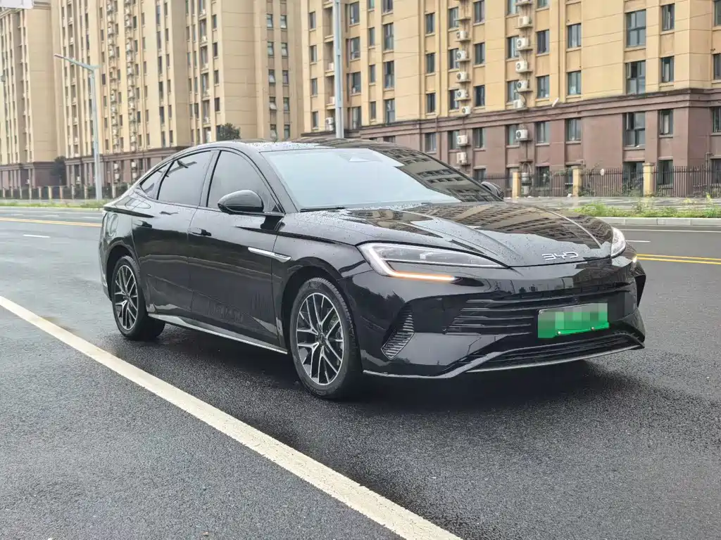 BYD Seal 07 DM-i — фото 3