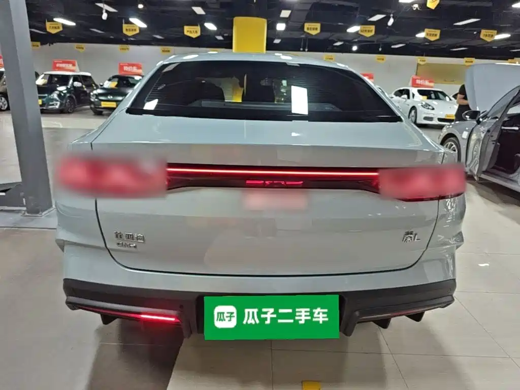 BYD Qin L — фото 6