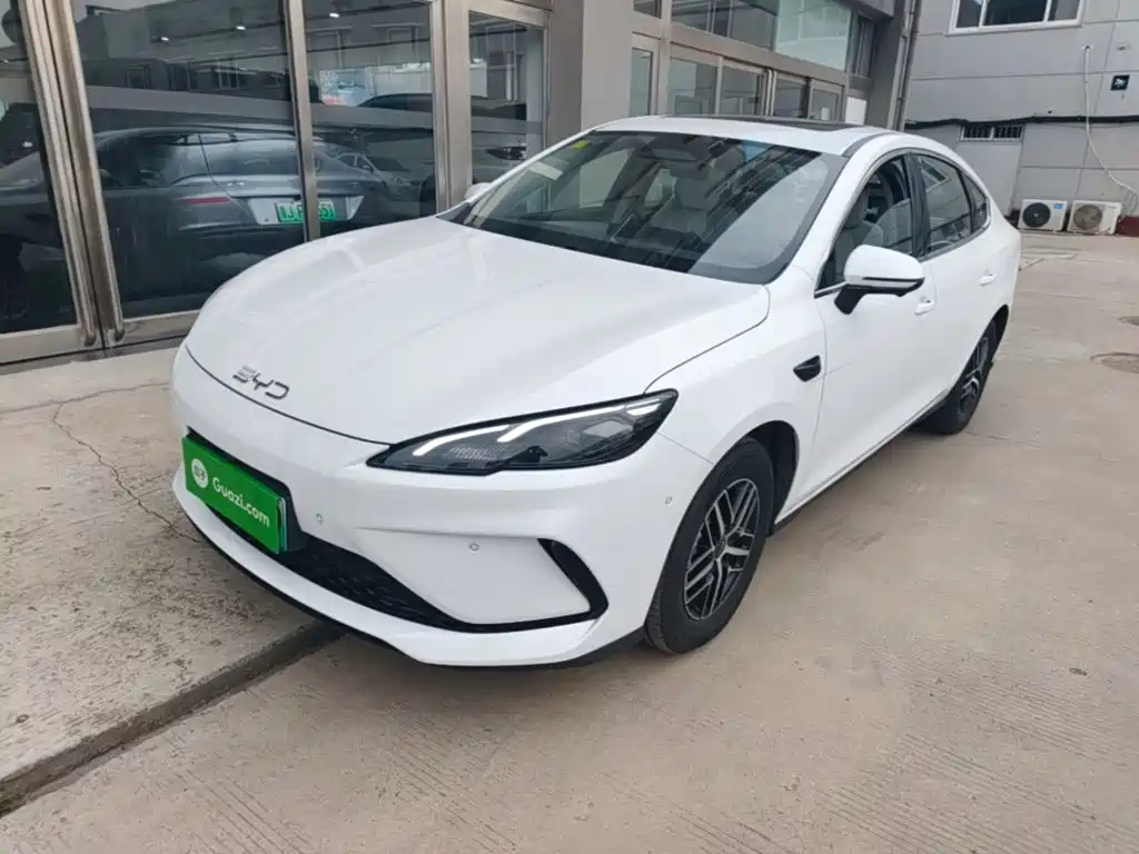 BYD Seal 05 DM-i — фото 2