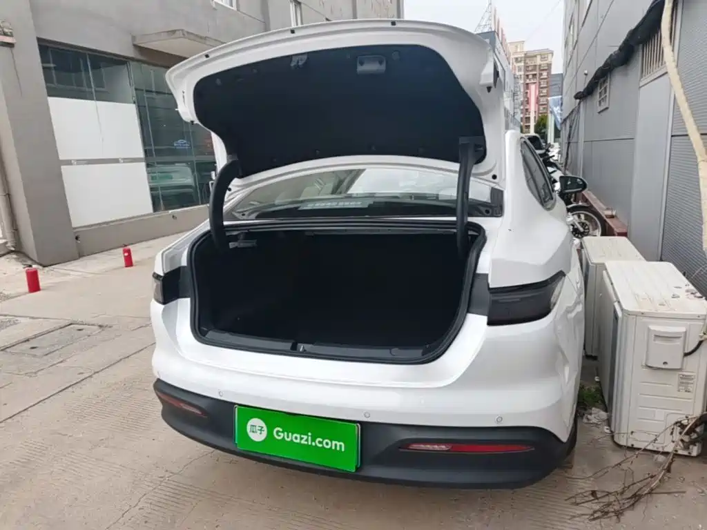 BYD Seal 05 DM-i — фото 19