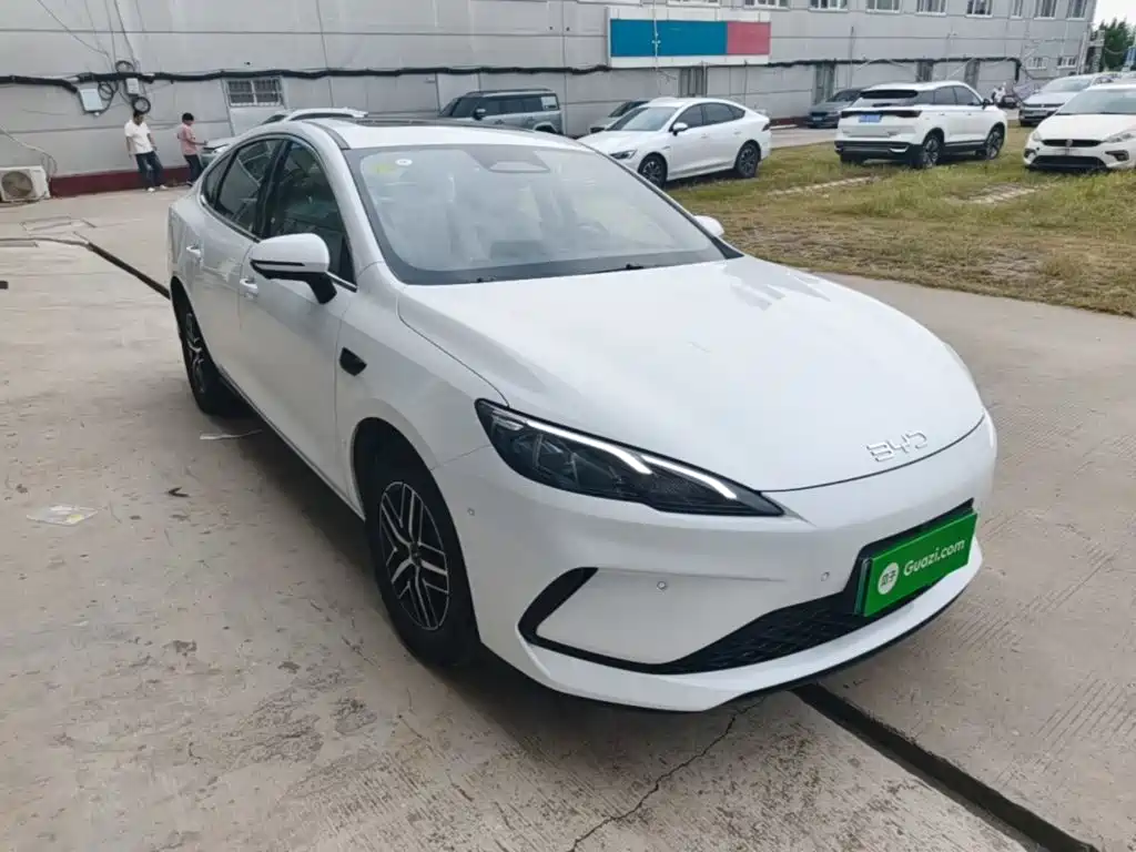 BYD Seal 05 DM-i — фото 4