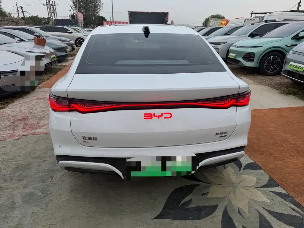 BYD Seal 06 — фото 10