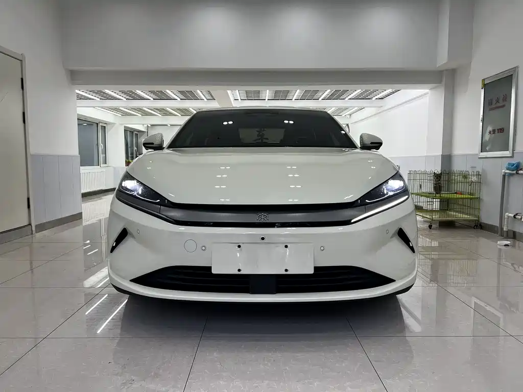 BYD Qin L — фото 7