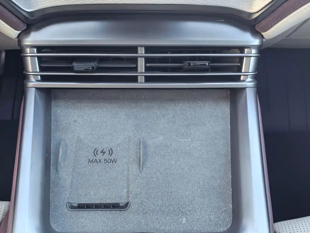 BYD Seal 07 DM-i — фото 21