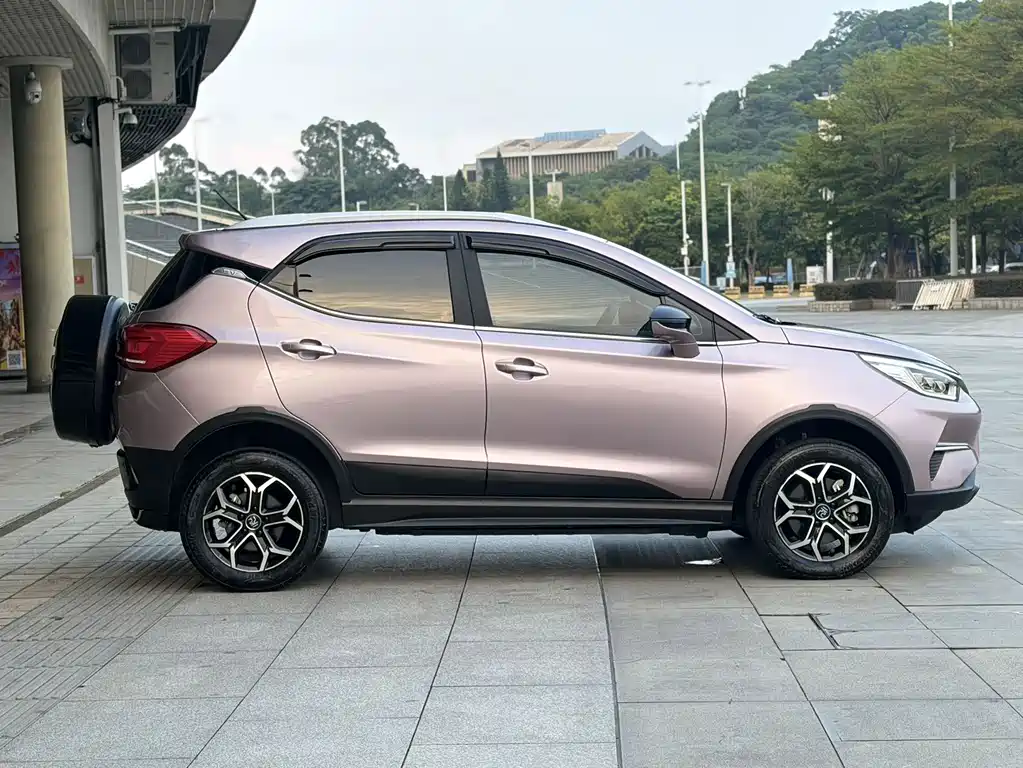 BYD Yuan Pro — фото 5