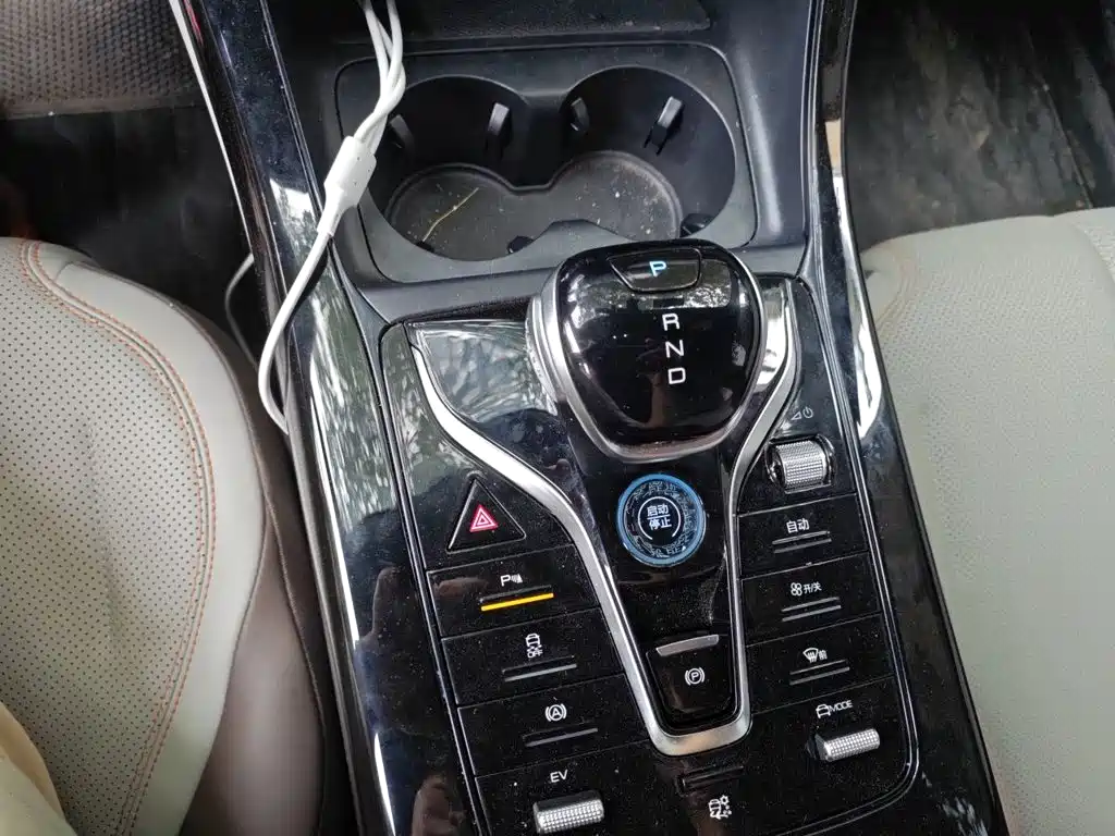BYD Qin PLUS — фото 10