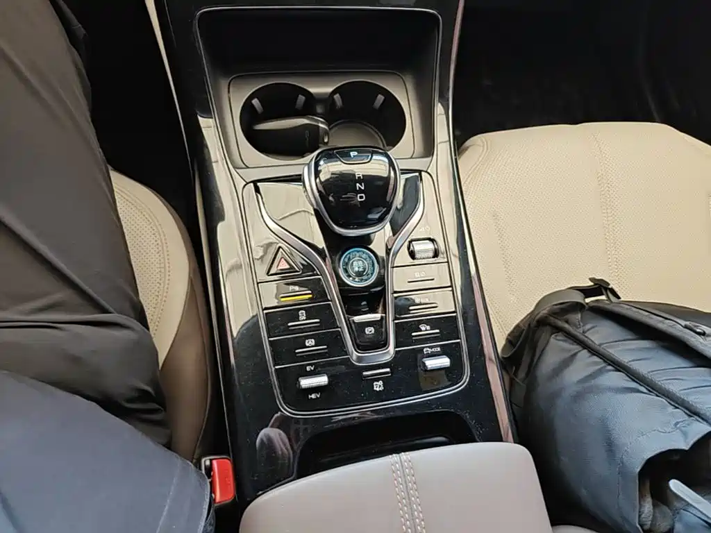 BYD Qin PLUS — фото 14