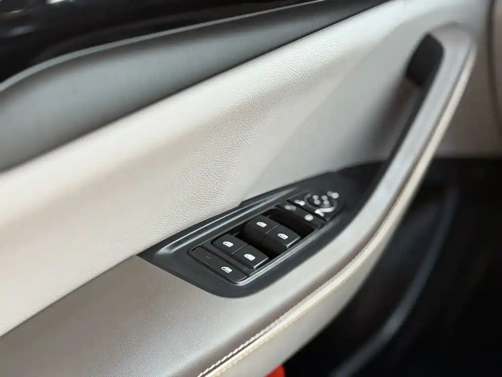 BYD Qin PLUS — фото 14