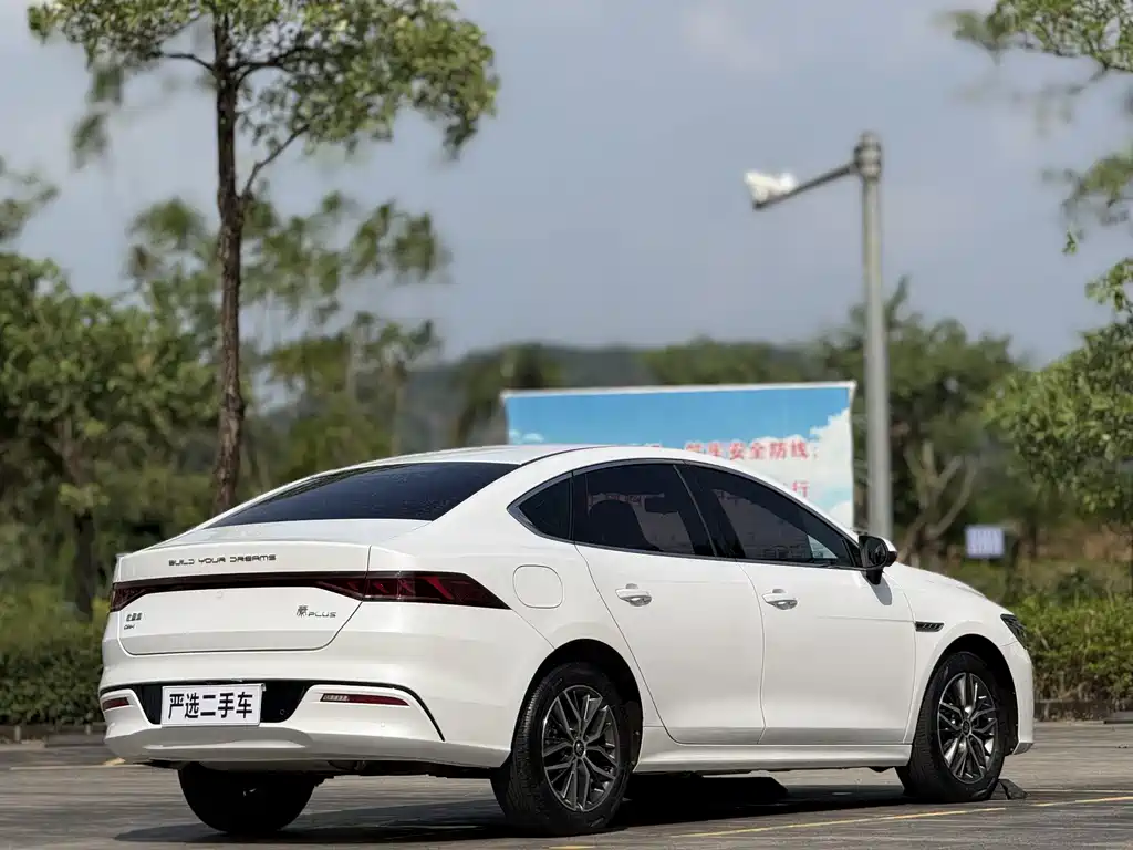 BYD Qin PLUS — фото 9