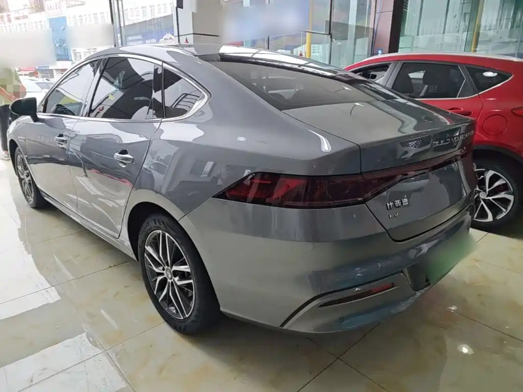 BYD Qin PLUS — фото 5