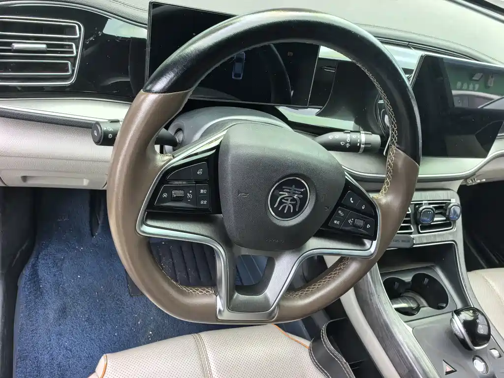 BYD Qin PLUS — фото 13