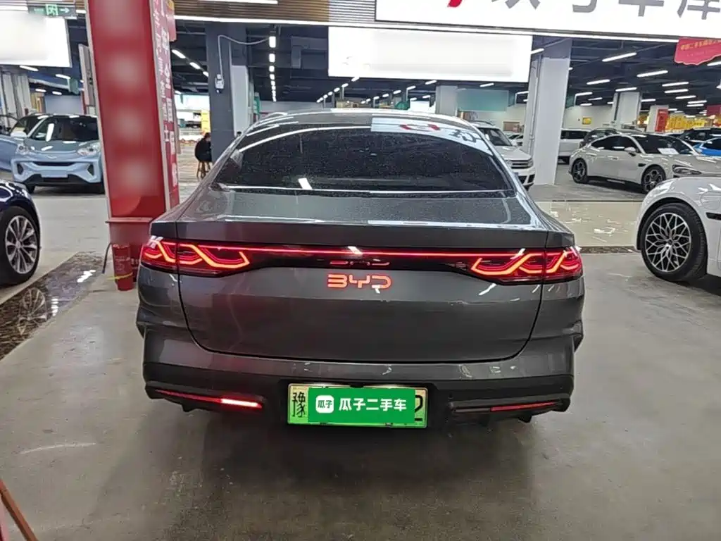 BYD Qin L — фото 6