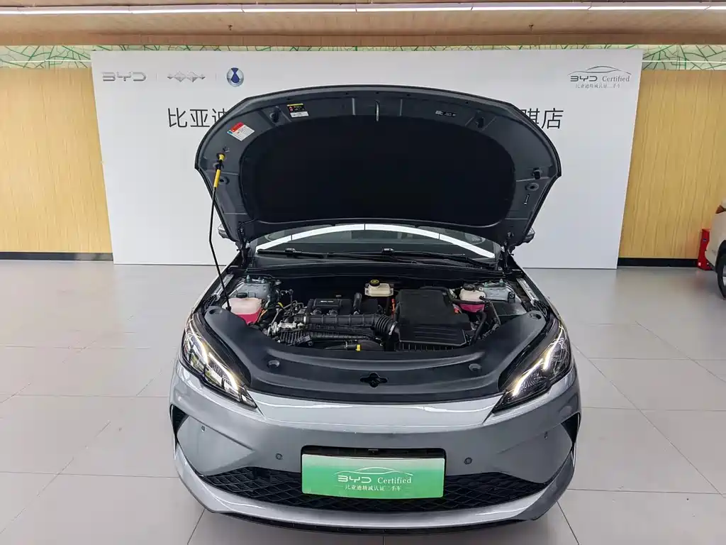 BYD Seal 05 DM-i — фото 7