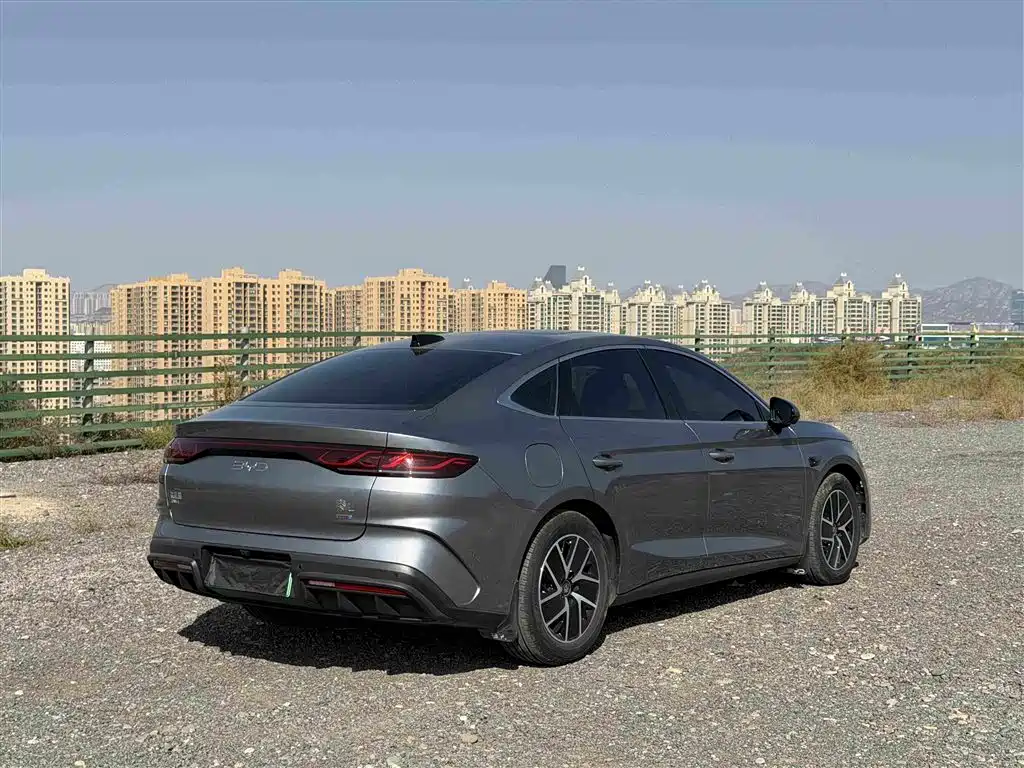 BYD Qin L — фото 4