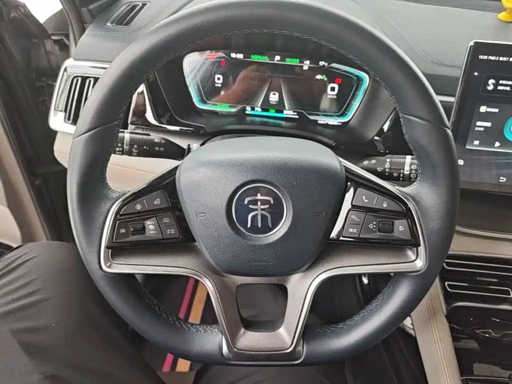 BYD PLUS New Energy — фото 11