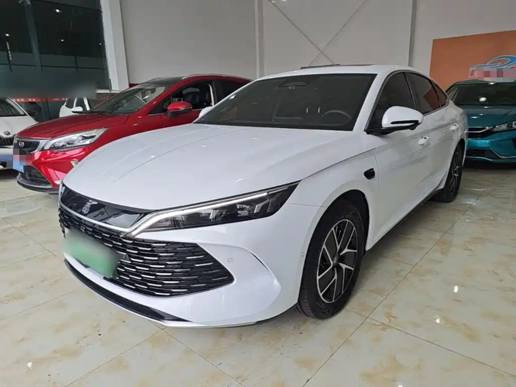 BYD Qin L — фото 2