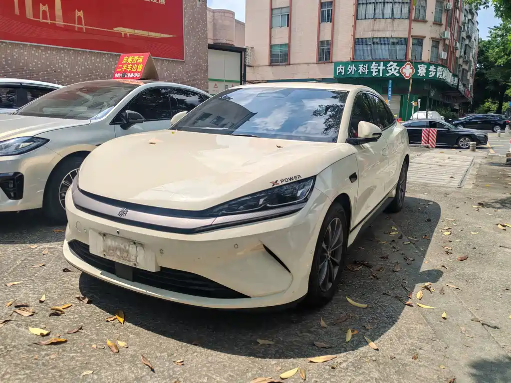 BYD Qin L — фото 2