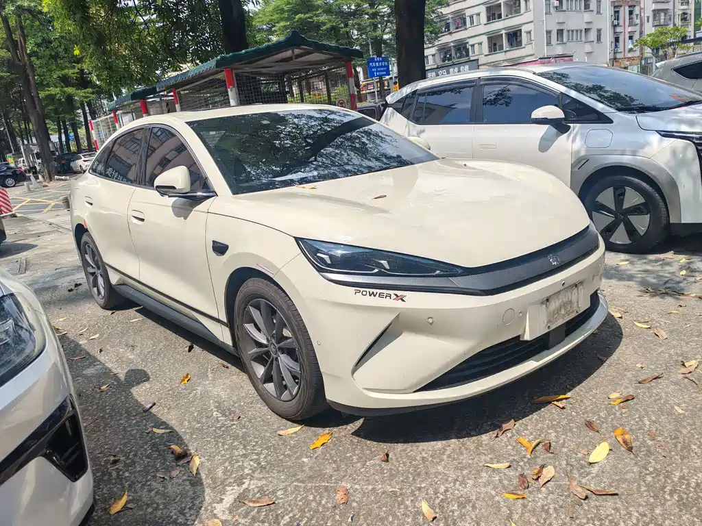BYD Qin L — фото 3