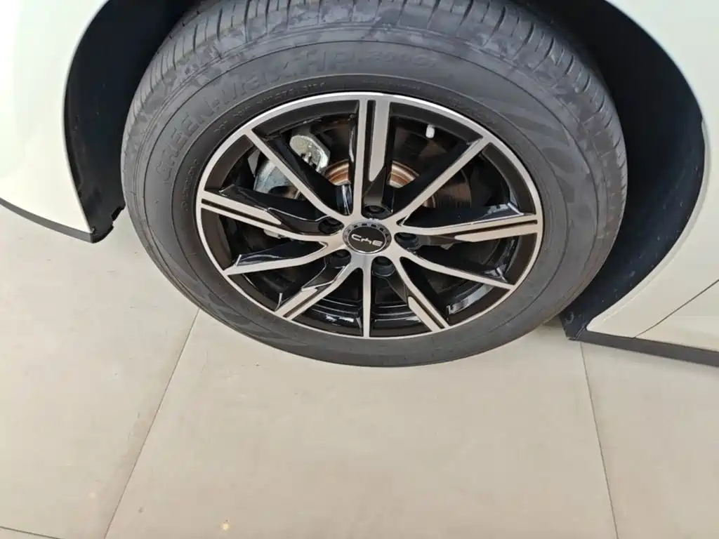 BYD Seal 06 — фото 23