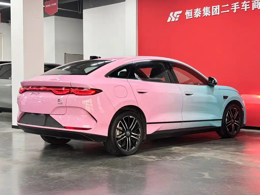 BYD Qin L — фото 9