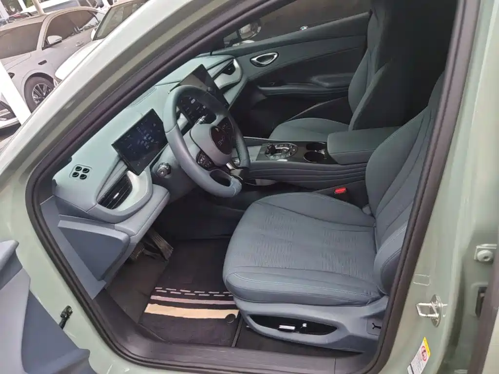BYD Seal 06GT — фото 15