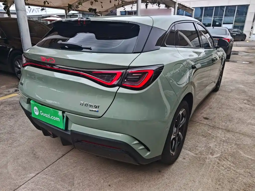 BYD Seal 06GT — фото 7