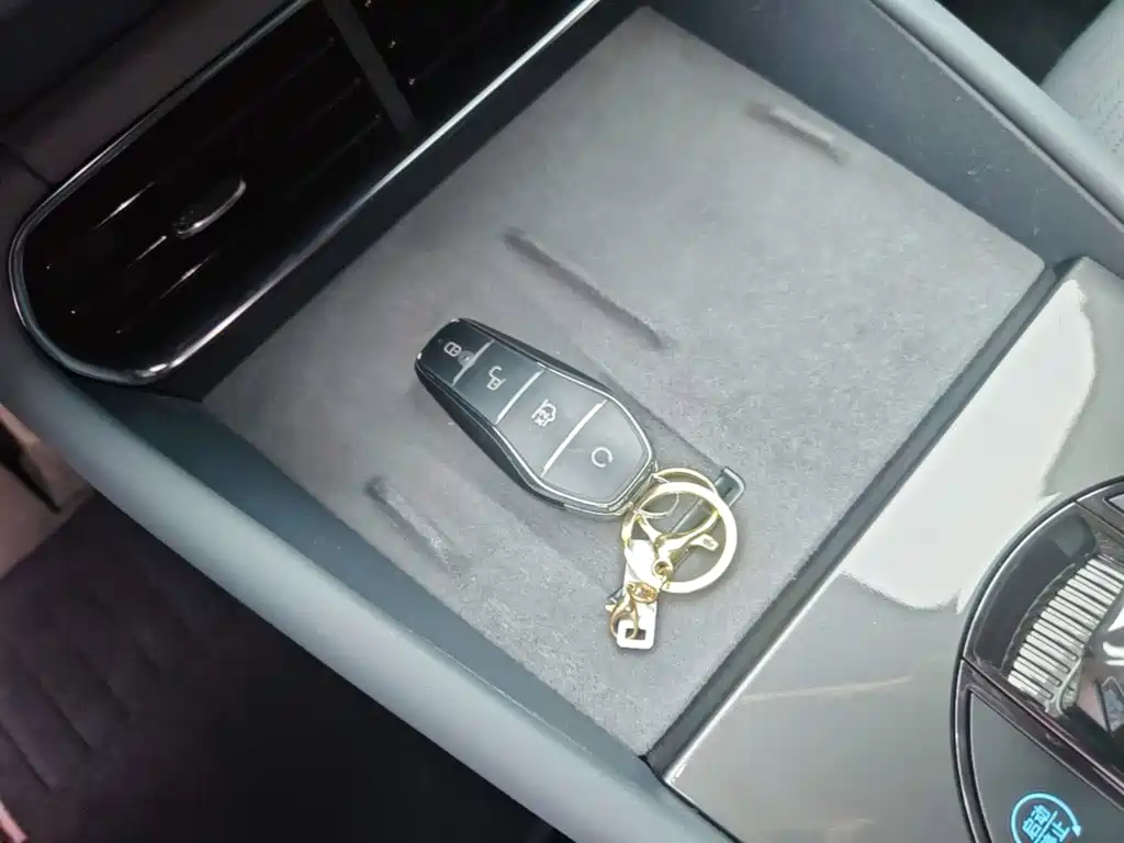 BYD Seal 06GT — фото 9