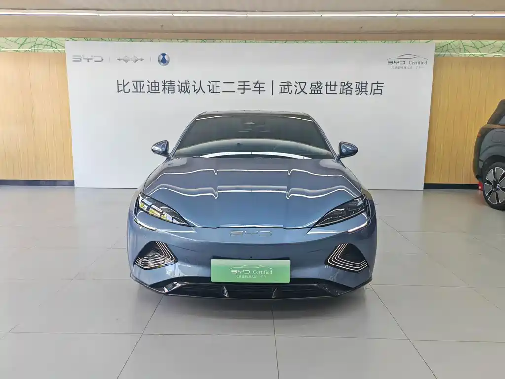BYD Seal — фото 2