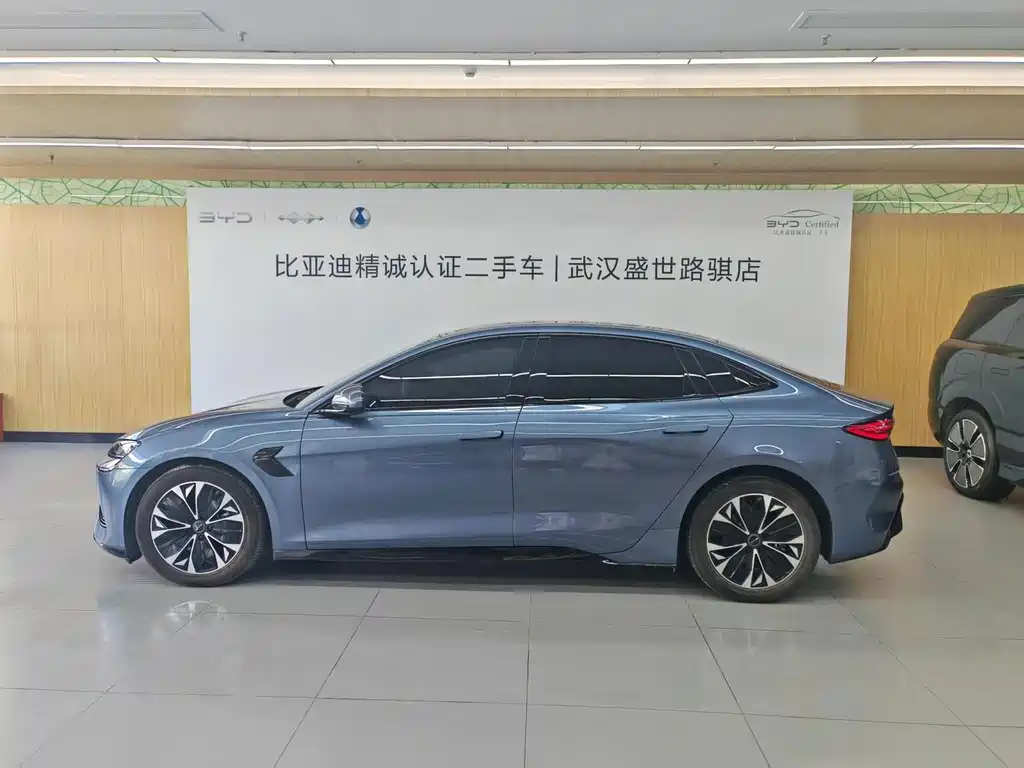 BYD Seal — фото 3