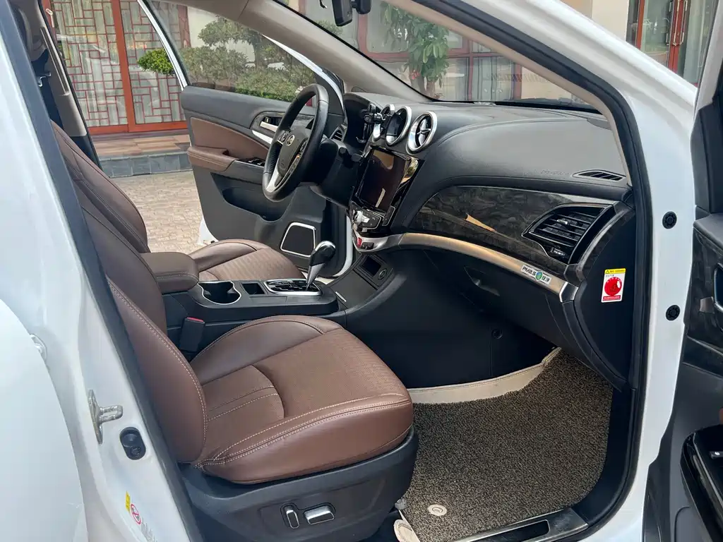BYD S7 — фото 10