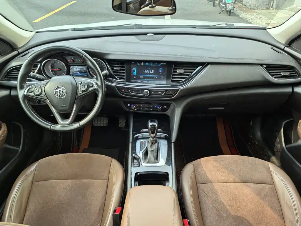 Buick Regal — фото 13