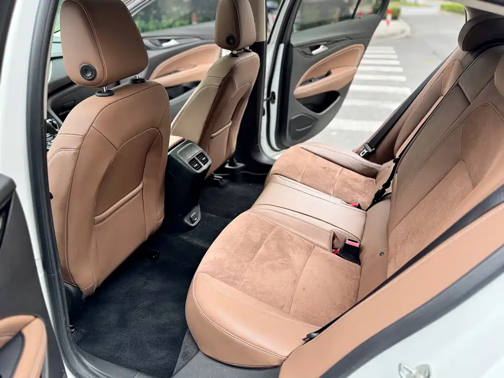 Buick Regal — фото 9