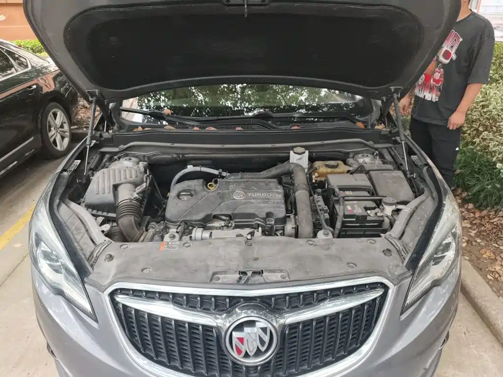 Buick Envision Plus — фото 21