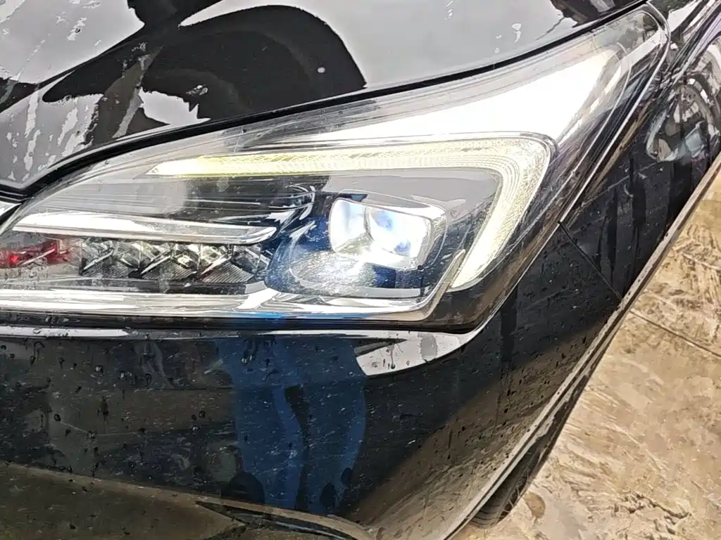 Buick Envision Plus — фото 24