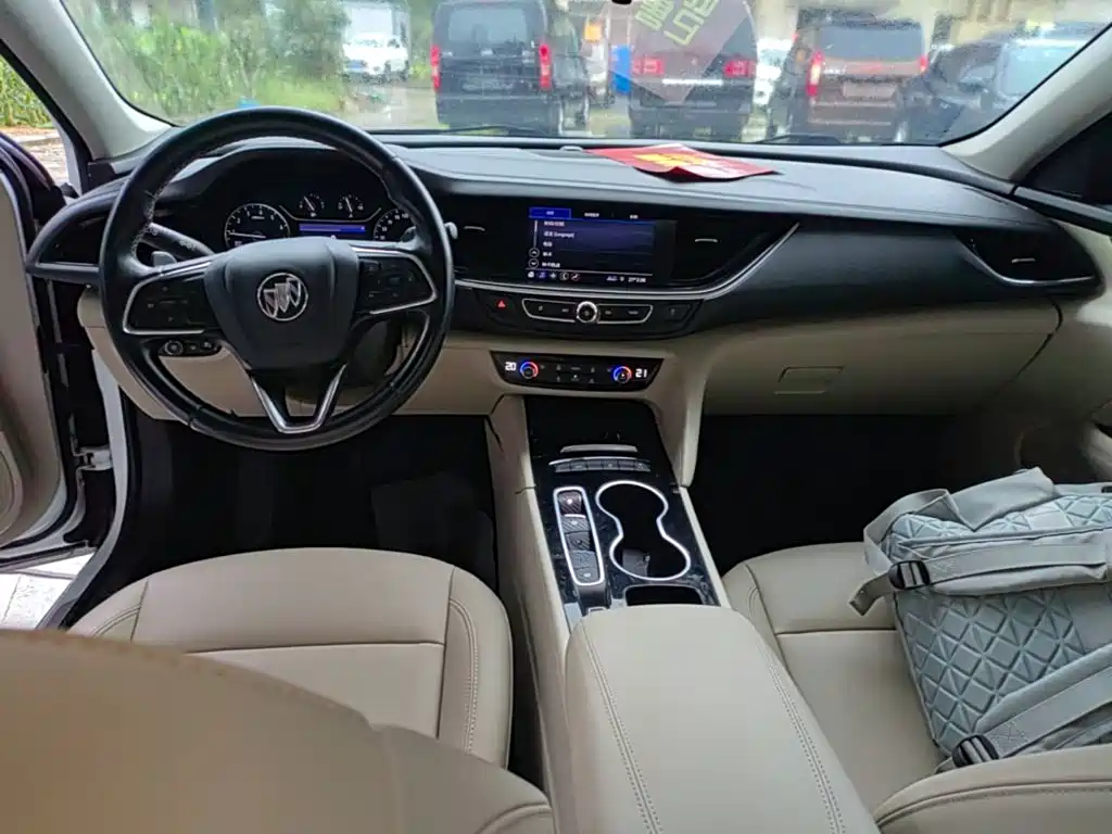 Buick Regal — фото 10