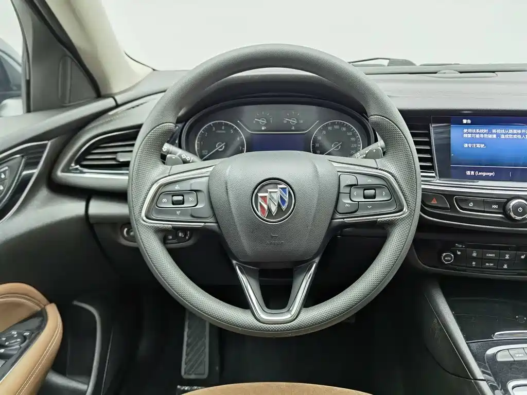 Buick Regal — фото 11