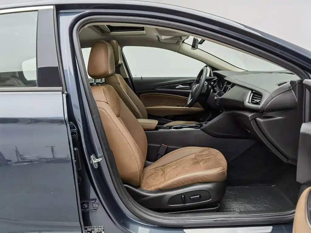 Buick Regal — фото 23