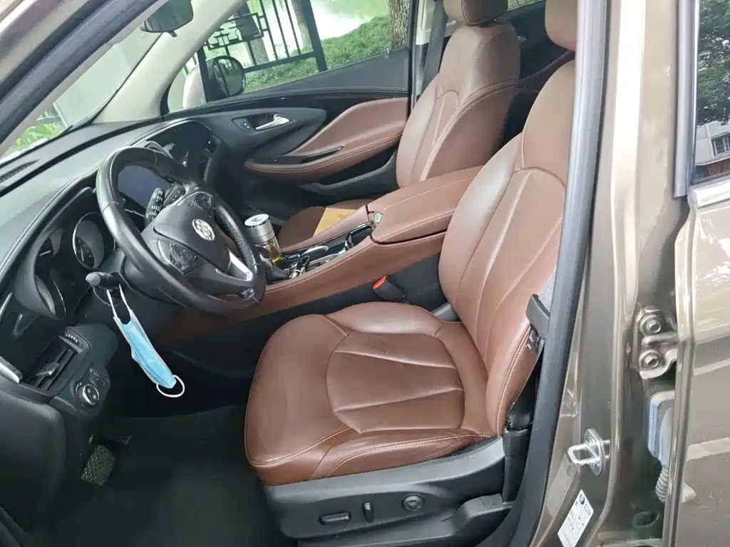 Buick Envision Plus — фото 11