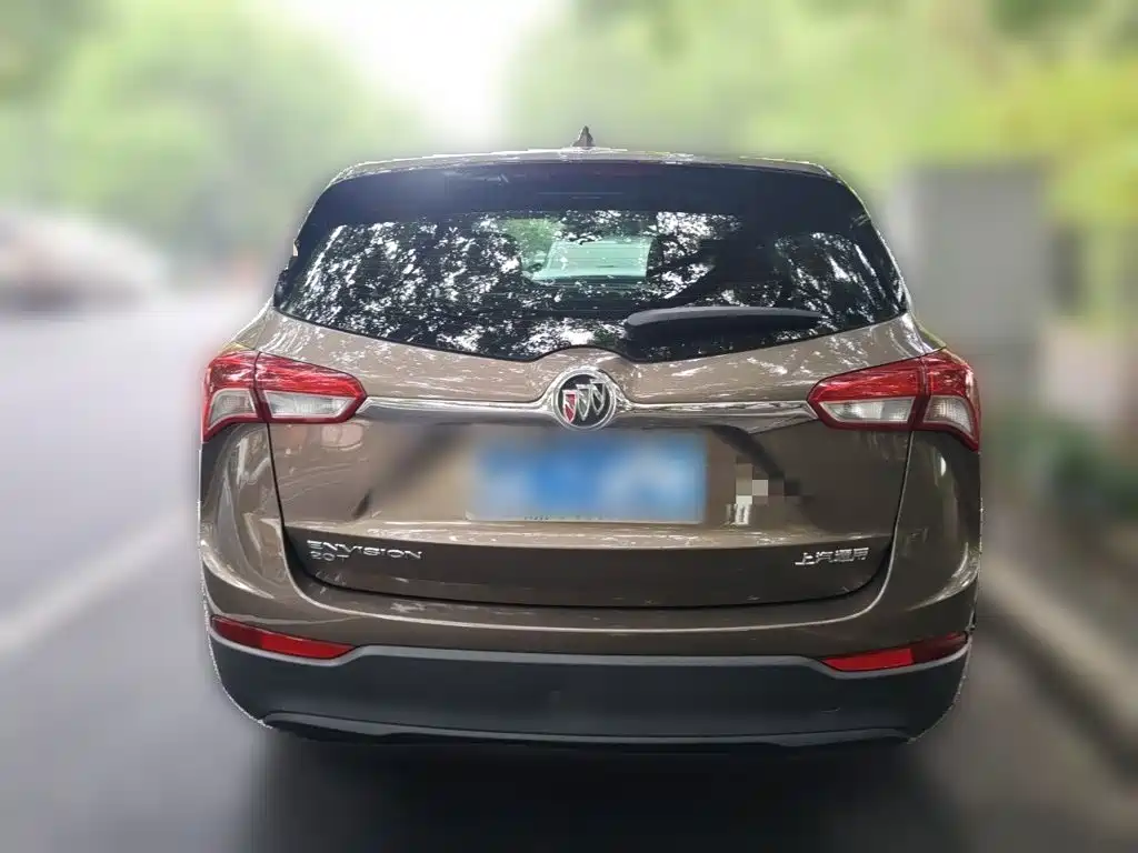 Buick Envision Plus — фото 3