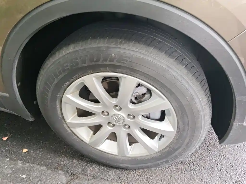 Buick Envision Plus — фото 24
