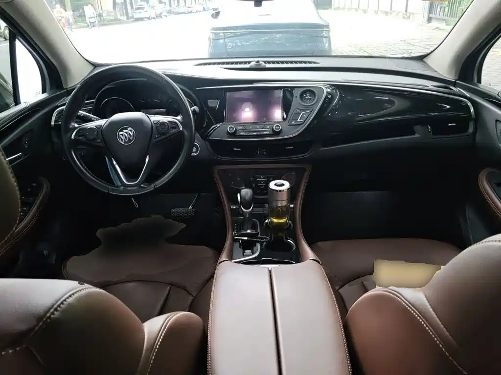 Buick Envision Plus — фото 5