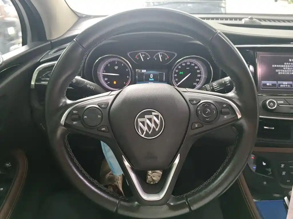 Buick Envision Plus — фото 6